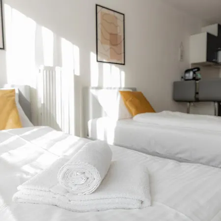 Lejlighed Come4stay - Holzheim 411 I Modern I Wlan I Kueche I Parkplatz I Smarttv Mit Netflix