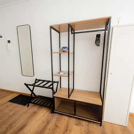 Come4stay - Holzheim 411 I Modern I Wlan I Kueche I Parkplatz I Smarttv Mit Netflix Lejlighed