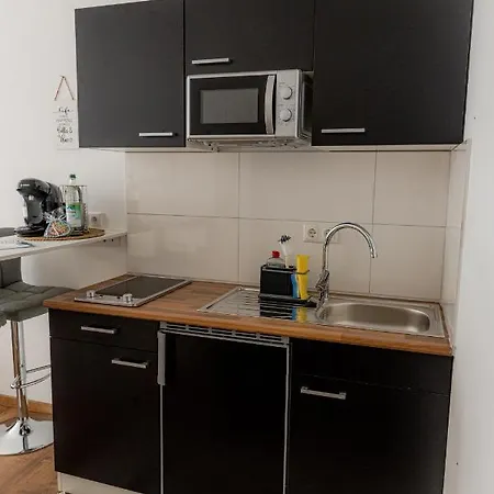 Come4stay - Holzheim 411 I Modern I Wlan I Kueche I Parkplatz I Smarttv Mit Netflix