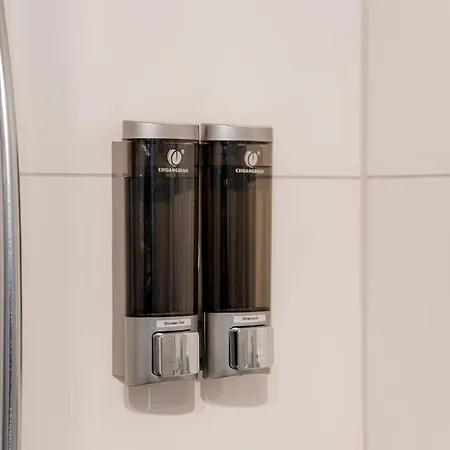 Come4stay - Holzheim 411 I Modern I Wlan I Kueche I Parkplatz I Smarttv Mit Netflix Apartamento